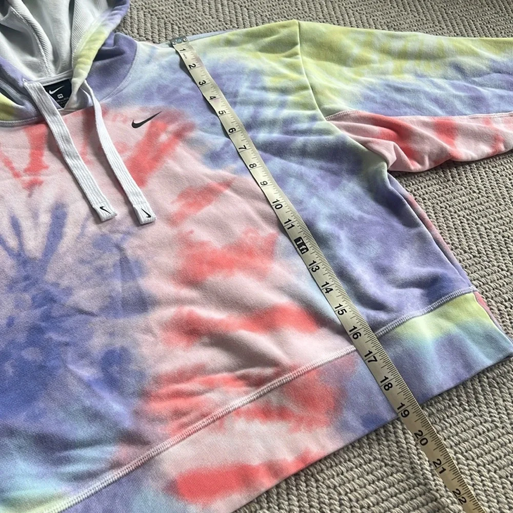 Nike crop tie die hoodie